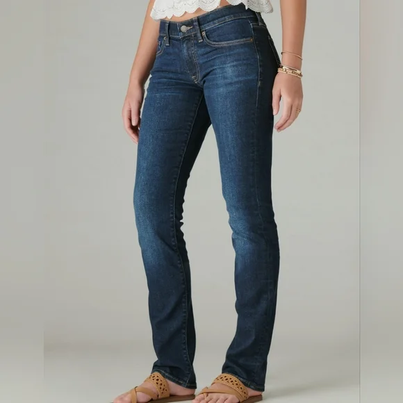 Lucky Brand Mid Rise Sweet'n Straight - 10/30 - Picture 5 of 13
